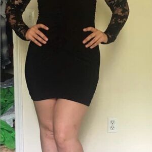 Windsor Black and Green Long Sleeve Bodycon Dress